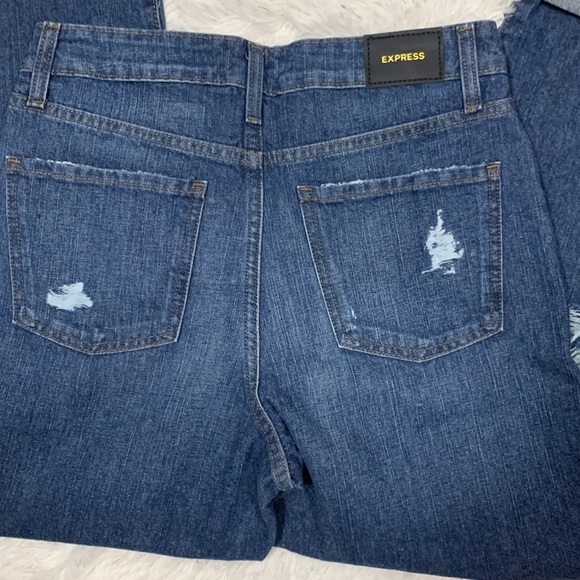Express Mid Rise Boyfriend Jean- NWT - Picture 11 of 16